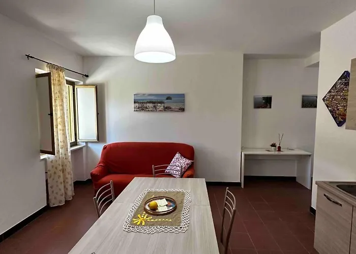 Melinda E Marlene Apartment