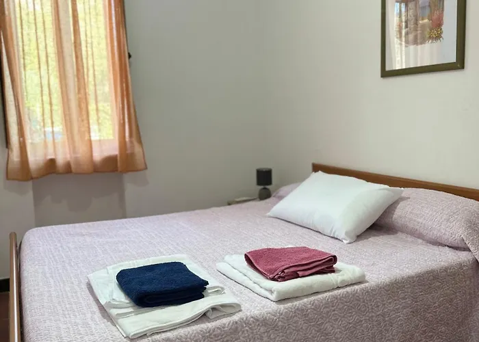 Melinda E Marlene Apartment *